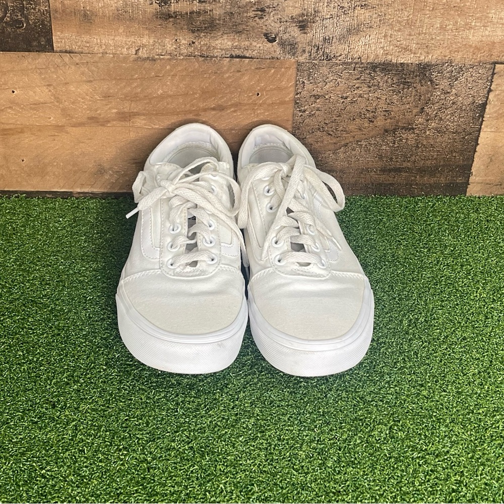 Vans Old Skool Womens Size 8 Triple White Off The Wall‎ Skateboard Low - Picture 4 of 6